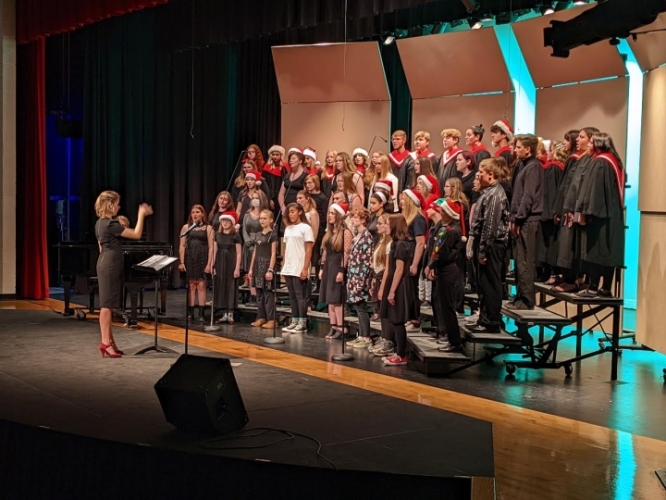 Middle School choir 2022